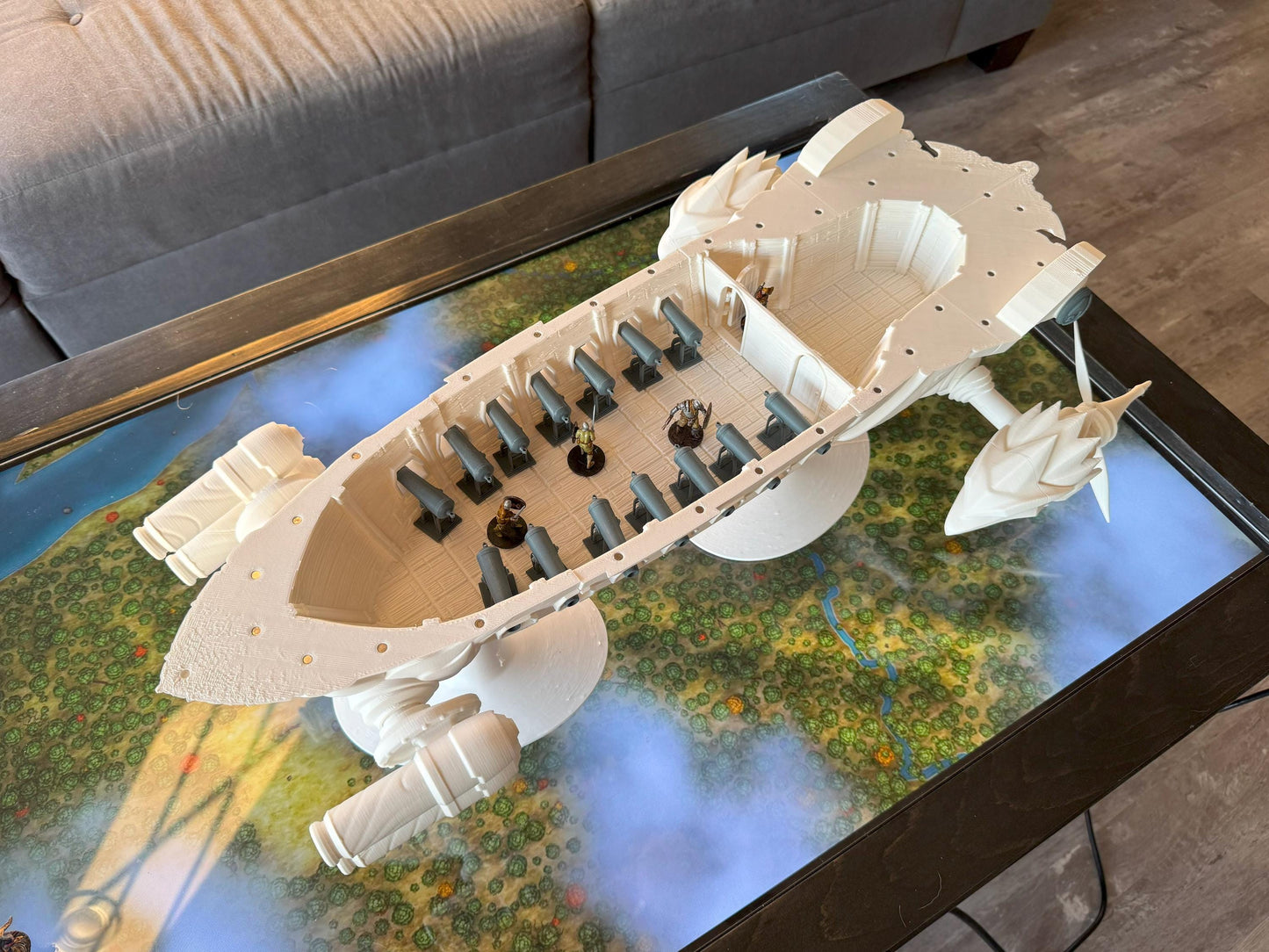 Zephyr Assault Class Frigate | Massive Airship w/ Playable Interior and Exterior | DnD | Terrain | TTRPG | Fantasy | Tabletop | Spelljammer