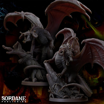 a close up of a statue of a dragon